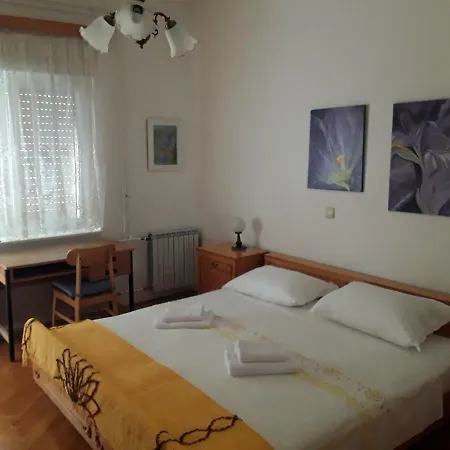 아파트 Large 3 Bd 500m From The Sea Bike Friendly 오파티아