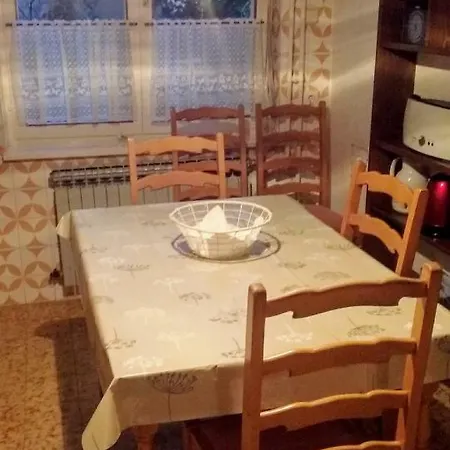 아파트 Large 3 Bd 500m From The Sea Bike Friendly *
